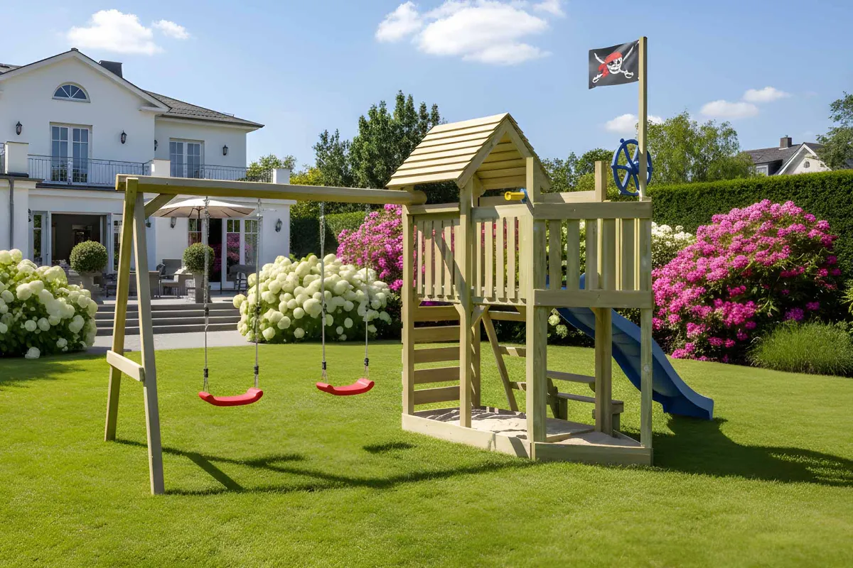 Spielturm Mia Abenteuer mit blauer Rutsche Doppelschaukel und Kletterwand