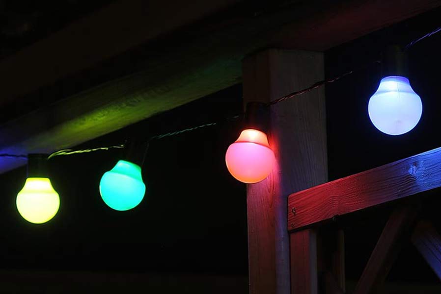 bunte-party-laempchen LED Party-Lichterkette 12,5 m lang mit 50 Laternen-Kugeln bunt