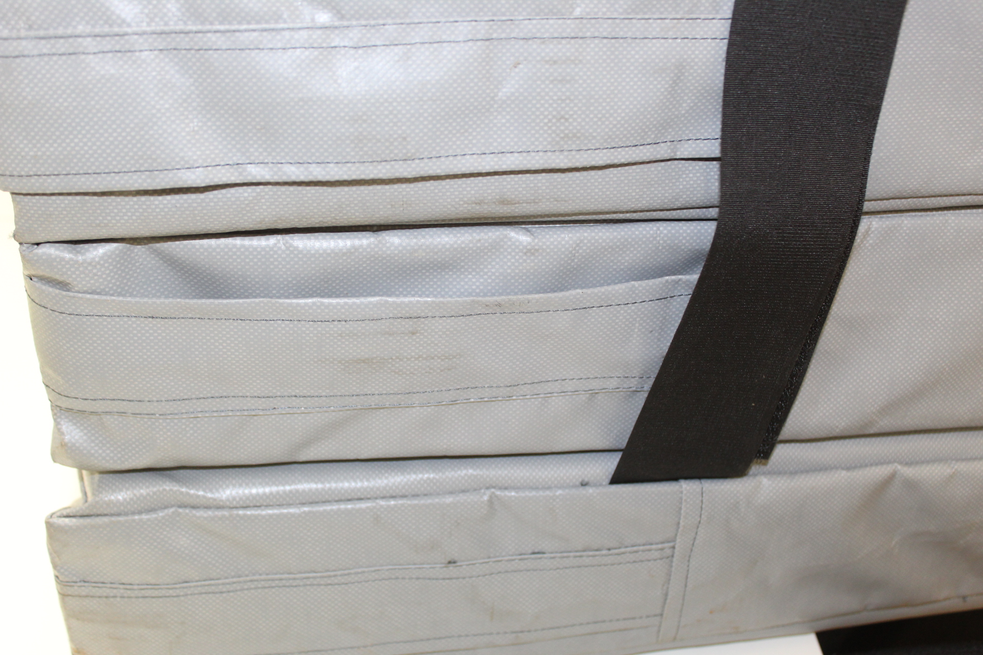 B-Ware Universal Bodenmatte 4-teilig 200x100x10 cm Bouldermatte Weichbodenmatte klappbar