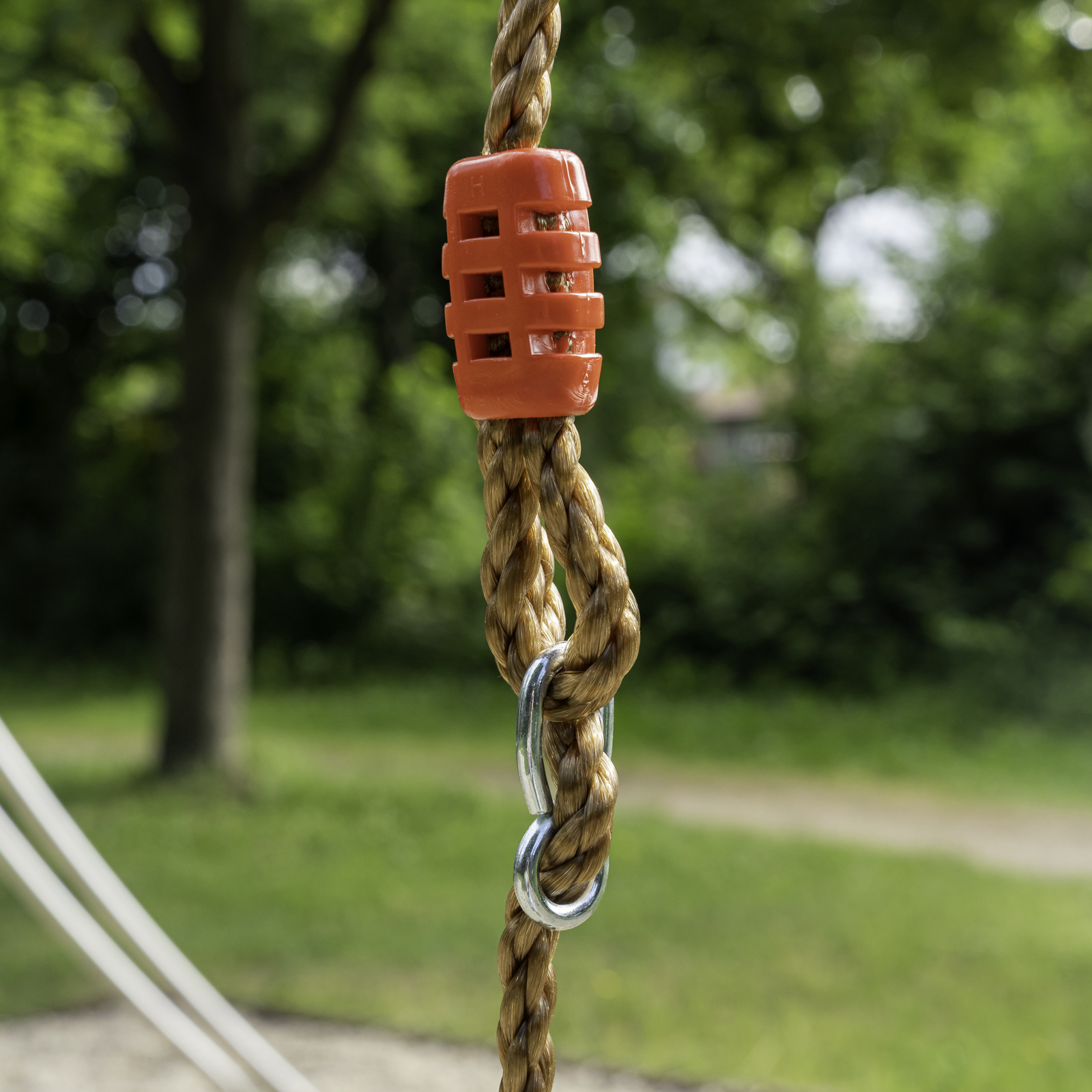 Trapez mit Kunststoffringen Holztrapez für die Schaukel außen