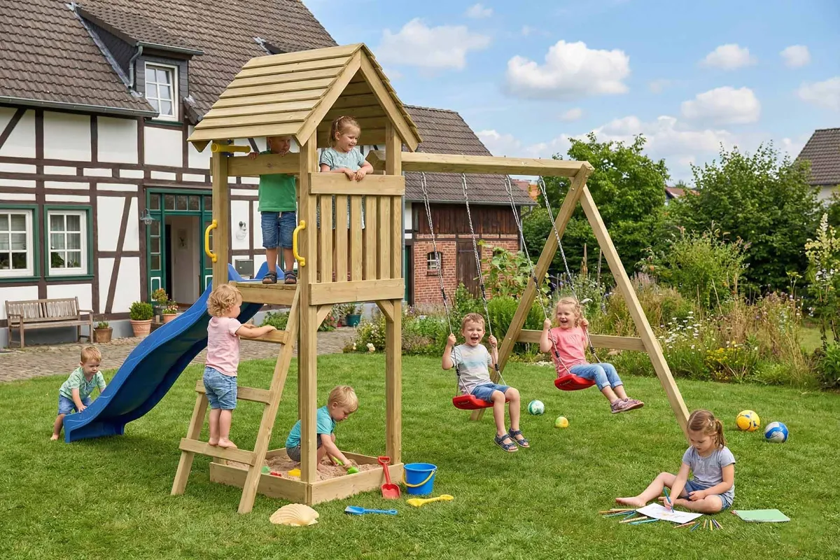 Spielturm Thomas Fun mit Doppelschaukel und Podest