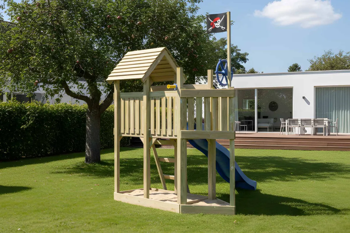 Spielturm Mia Aktiv mit Podest und Leiter