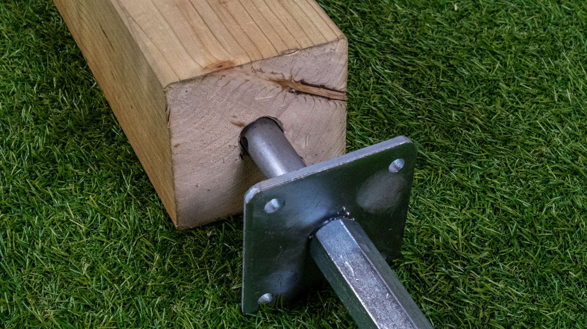 T-Pfostenträger mit Dorn verzinkt Pfostenanker zum Einbetonieren