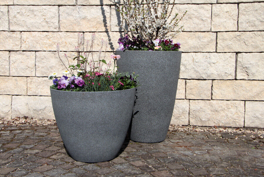 Pflanzkübel rund, Durchmesser 40 bzw. 44 cm, aus Kunststoff mit Oberfläche Granit-Optik, Farbe taupe / grau/ anthrazit