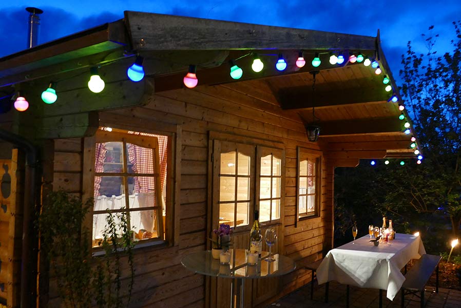 LED Party-Lichterkette 12,5 m lang mit 50 Laternen-Kugeln bunt